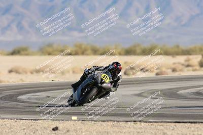 media/Dec-06-2025-CVMA (Sat) [[4a896cc04c]]/Race 8- Formula 40 MW and LW/